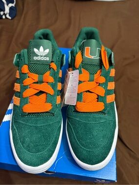Player issued Adidas Forum Low Miami Hurricanes brand new! Size US 11.5
